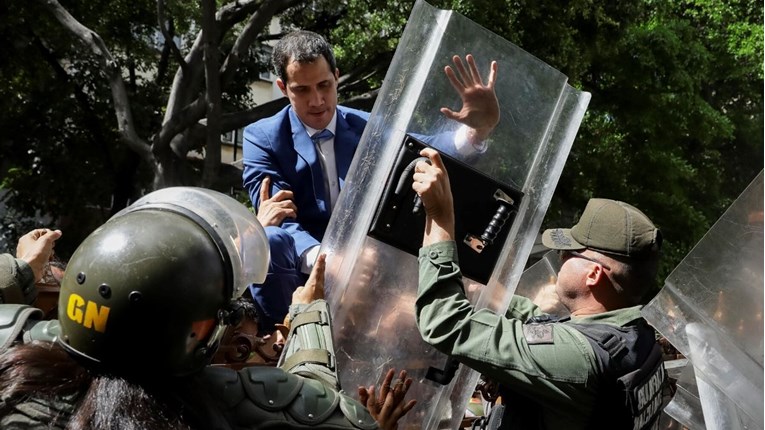 Vlast u Venezueli zauzela parlament, vojska nije pustila oporbu u zgradu